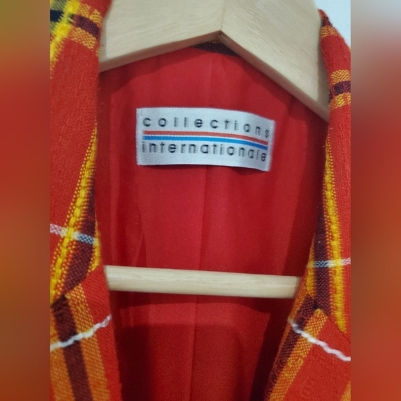 Vintage Red, yellow, black blazer with shoulder pads vintage size 10 🇨🇦 - Picture 8 of 10